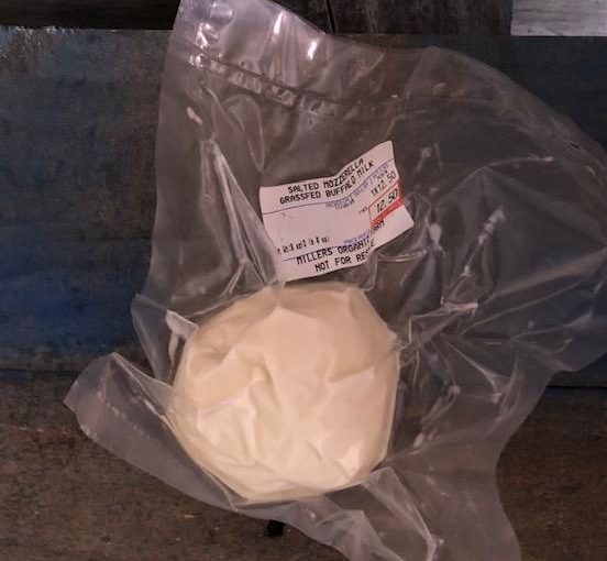 Buffalo Mozzarella – Salted – per 1/2 lb